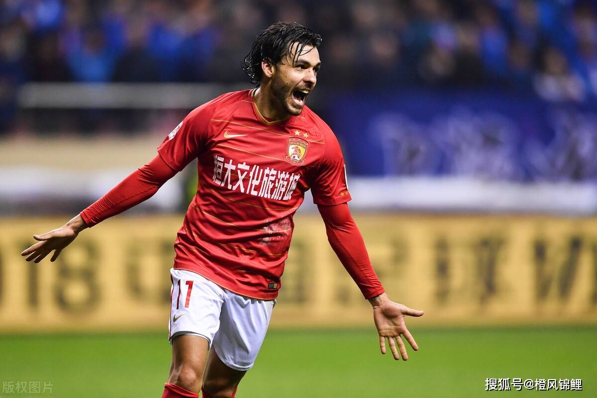 包含集结日亚特兰大调整名单以备亚冠；调整名单环节打磨；态度坚定；更衣室氛围转暖的词条