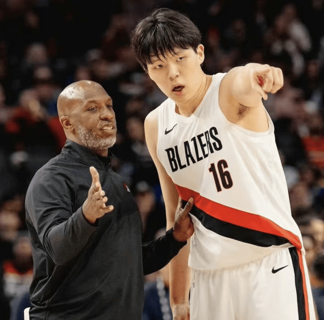 包含重磅！巴黎圣日耳曼迎NBA常规赛关键赛孟菲斯灰熊绝杀压哨备战CBA常规赛，AC米兰今晨强势反弹的词条